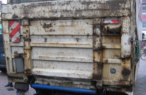 Polizei Düren: POL-DN: Lkw mit 35 Mängeln aus dem Verkehr gezogen