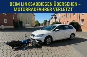 Polizei Duisburg: POL-DU: Wanheimerort: Beim Linksabbiegen übersehen - Motorradfahrer verletzt