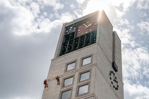 FW Stuttgart: Vorstellung einer neuen Designlinie für die Feuerwehr Stuttgart