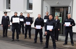 Hauptzollamt Gießen: HZA-GI: Besondere Auszeichnung für Gießener Zöllner