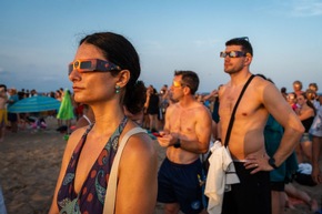 Historischer Tag in Valencia Eine der besten Städte zur Beobachtung der totalen Sonnenfinsternis
