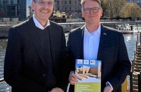 Verband der Deutschen Holzwerkstoffindustrie e.V. (VHI): Pressemitteilung: Verb&auml;nde setzen gemeinsames Zeichen im politischen Berlin - NABU und Holzwerkstoffindustrie fordern klare Priorit&auml;t f&uuml;r stoffliche Nutzung