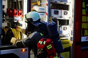 Freiwillige Feuerwehr Hünxe: FW Hünxe: Sturmschaden und ein ausgelöster Heimrauchmelder