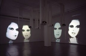 Migros-Genossenschafts-Bund Direktion Kultur und Soziales: migros museum für gegenwartskunst à Zurich présente du 13 juin au 1er août 2010: Collection et Ars Viva 09/10 - Geschichte / History