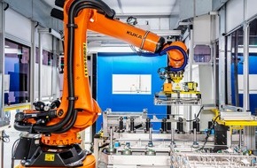 Skoda Auto Deutschland GmbH: ŠKODA AUTO setzt im Werk Vrchlabí Smart-Handling-Roboter ein