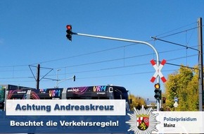 Polizeipräsidium Mainz: POL-PPMZ: Andreaskreuz missachtet - Polizei regelt Verkehr