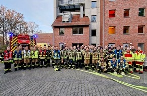 Freiwillige Feuerwehr Hünxe: FW Hünxe: Feuerwehren aus Hamminkeln, Hünxe und Voerde trainieren gemeinsam in Münster