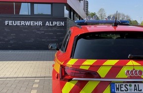 Freiwillige Feuerwehr Alpen: FW Alpen: Verkehrsunfall mit zwei Pkw