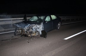 Polizeidirektion Kaiserslautern: POL-PDKL: Drei Leichtverletzte nach Verkehrsunfall auf der A 6