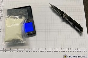 Bundespolizeidirektion Sankt Augustin: BPOL NRW: Bundespolizisten stellen 41-Jährigen mit größerer Menge Drogen und Einhandmesser fest