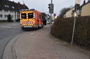 Polizeiinspektion Hameln-Pyrmont/Holzminden: POL-HM: Fahrradfahrer durch Sturz leicht verletzt - Polizei sucht Zeugen!