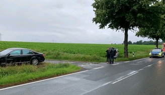 Polizeiinspektion Hameln-Pyrmont/Holzminden: POL-HM: Verkehrsunfall auf der L423 zwischen Hasperde und Hohnsen