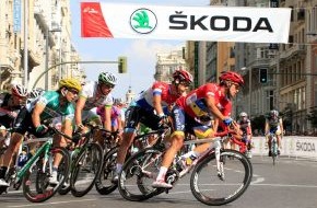 Skoda Auto Deutschland GmbH: Ein starkes Team: SKODA ist Fahrzeugpartner der legendären Spanien-Rundfahrt ('Vuelta') (FOTO)