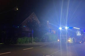 Feuerwehr Minden: FW Minden: Wohnungsbrand greift auf Dachstuhl über.
