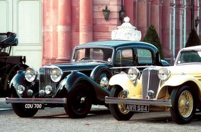 Jaguar Land Rover Deutschland GmbH - Presse Jaguar: Jaguar Daimler Heritage Trust auf der Techno Classica 2005 / Seltene Einzelstücke, Jaguaria und Informationen