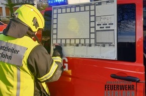 Feuerwehr Iserlohn: FW-MK: Brand im Mehrfamilienhaus und hohe Anzahl an Verletzten