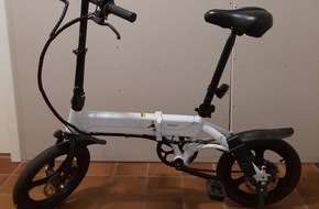 Polizeidirektion Lübeck: POL-HL: HL-Genin / Eigentümer von Falt-E-Bike gesucht