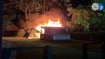 Polizeipr&auml;sidium Oberhausen: POL-OB: Gartenh&uuml;tte in Klosterhardt abgebrannt - Zeugen gesucht
