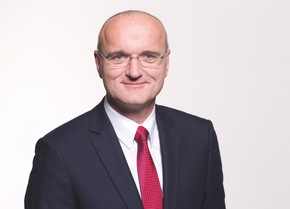 Pfeiffer Vacuum Technology AG stellt honorarfreies Bildmaterial in den Bilddatenbanken zur Verfügung (BILD)