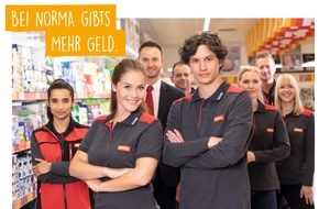 NORMA: Begehrter und fairer Arbeitgeber: Der Mindest-Einstiegslohn von NORMA fängt grundsätzlich bei 12,00 Euro pro Stunde an! / Lebensmittel-Discounter seit Jahren deutlich über dem gesetzlichen Mindestlohn (FOTO)