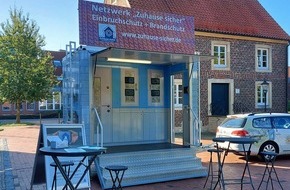 Polizei Bielefeld: POL-BI: Einbruchschutzberatung der Polizei im Bielefelder Osten mit dem Infomobil-Anhänger des Netzwerks "Zuhause Sicher"