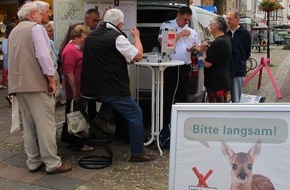 Polizeiinspektion Nienburg / Schaumburg: POL-NI: Großes Interesse am Tag der Verkehrssicherheit am Infostand der Polizei  -Bild im Download-