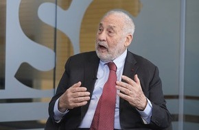 LEONINE Studios: Wirtschaftswissenschaftler Joseph Stiglitz über den Amerikanischen Traum und Desinformation in den sozialen Medien