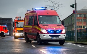 Feuerwehr M&uuml;lheim an der Ruhr: FW-MH: Verkehrsunfall mit zwei verletzten Personen