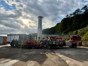 FW-EN: Jahresübung der Feuerwehr Herdecke - 14 Verletzte durch Gebäudeeinsturz nach Explosion