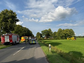 FW-AUR: Fahrerin nach Kollision mit Baum aus PKW geschnitten