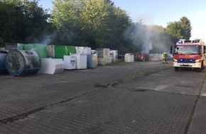 Feuerwehr Mönchengladbach: FW-MG: 3 gleichzeitige Kleinbrände auf dem ehem. Reme Gelände
