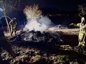 FW Weinheim: Unbeaufsichtigtes Nutzfeuer in Steinklingen