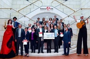 Science4Life e.V.: Idee zum Schutz der Leber gewinnt Science4Life Venture Cup / Sieger des 15. deutschlandweiten Businessplan-Wettbewerbs in Frankfurt am Main ausgezeichnet / Gesundheitsthemen im Fokus der Gründer (BILD)