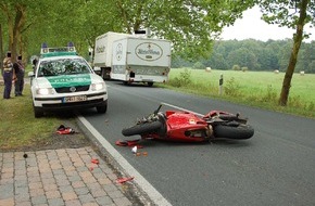 Polizeiinspektion Nienburg / Schaumburg: POL-STH: Motorradunfall endet noch glimpflich
