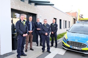 Polizei Gütersloh: POL-GT: Ein neues Duo im Einsatz - Polizeihauptkommissar Roland Müller-Ludewig als Bezirksdienstbeamter in Versmold begrüßt