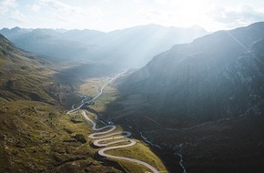 Graubünden Ferien: Aprilscherz: Keine neuen Kurven am Julierpass