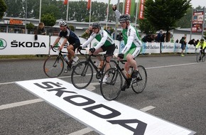 Skoda Auto Deutschland GmbH: SKODA startet bei ,Rund um den Finanzplatz Eschborn-Frankfurt' in die Radsportsaison (FOTO)