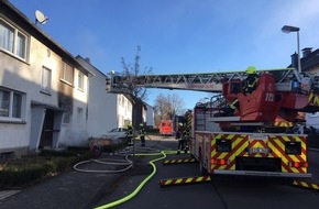 Feuerwehr Olpe: FW-OE: Rauchentwicklung entwickelt sich zum ausgedehnten Zimmerbrand