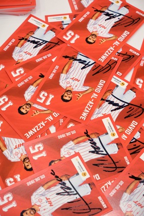 Autogrammstunde in der Filiale Zollstock