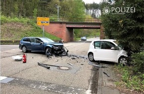 Polizeipräsidium Westpfalz: POL-PPWP: Sechs Leichtverletzte bei Kollision