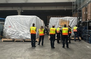 Zollfahndungsamt Dresden: ZOLL-DD: Zollfahnder stellen Maschinen zur Herstellung von Waffenteilen sicher