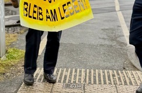 Kreispolizeibeh&ouml;rde Rhein-Sieg-Kreis: POL-SU: Auftakt der Pr&auml;ventionskampagne "BLEIB STEHEN, BLEIB AM LEBEN!" in Hennef