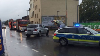 Feuerwehr Stolberg: FW-Stolberg: Verkehrsunfall - drei Verletzte