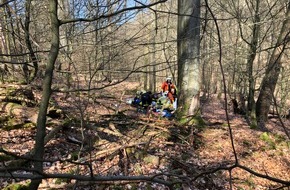 Feuerwehr Ennepetal: FW-EN: Nachtrag Bildmaterial "Verunglückter Forstarbeiter"