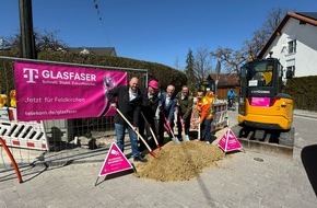 Deutsche Telekom AG: Telekom startet Glasfaserausbau in Feldkirchen
