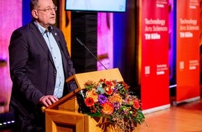 Technische Hochschule Köln: Virtueller Jahresauftakt: TH Köln begrüßt neu berufene Professorinnen und Professoren
