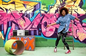 ZDFkultur: Mit "Kick Your Own Ass" gegen Selbstzweifel/ ZDFkultur begleitet Anfänger bei Martial Arts, Freerunning und Streetdance (BILD)