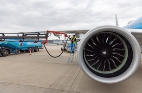 INERATEC GmbH: KLM f&uuml;hrt einen Demonstrationsflug mit in Deutschland hergestelltem synthetischem Kerosin durch und unterstreicht damit die Dynamik bei der zunehmenden Nutzung alternativer Flugkraftstoffe
