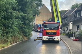 Feuerwehr Wetter (Ruhr): FW-EN: Feuerwehr am Sonntagabend und in der Nacht im Einsatz