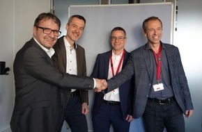 Berner Fachhochschule (BFH): La BFH et l&rsquo;OFCOM renforcent leur coop&eacute;ration en mati&egrave;re de radiocommunication et de compatibilit&eacute; &eacute;lectromagn&eacute;tique (CEM)